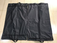 Clips Suit Garment Bag Travel Black Peva Printed Webbing Handles 100 * 60 cm Rozmiar